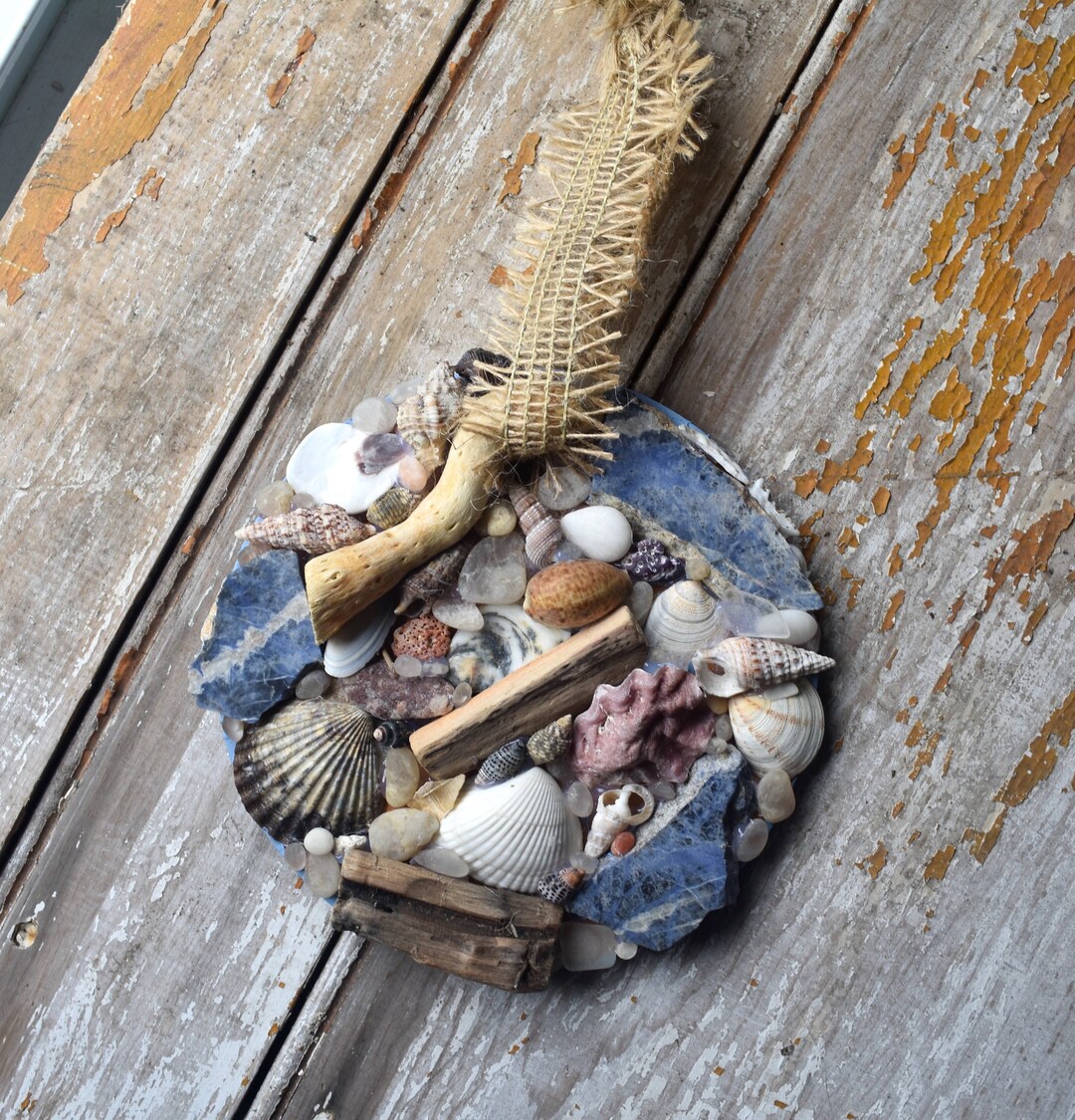 Rustic Seashell and Agate Wall Decor, Seashell Driftwood Wreath on a ...