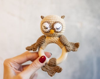 OWL CROCHET RATTLE, owl baby rattle as woodland toy for woodland baby shower, crochet  animal rattle toy, stuffed animal toy