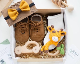 New mom gift basket with giraffe rattleas jungle baby shower gift, Welcome baby boy gift set,  Newborn baby safari gift box