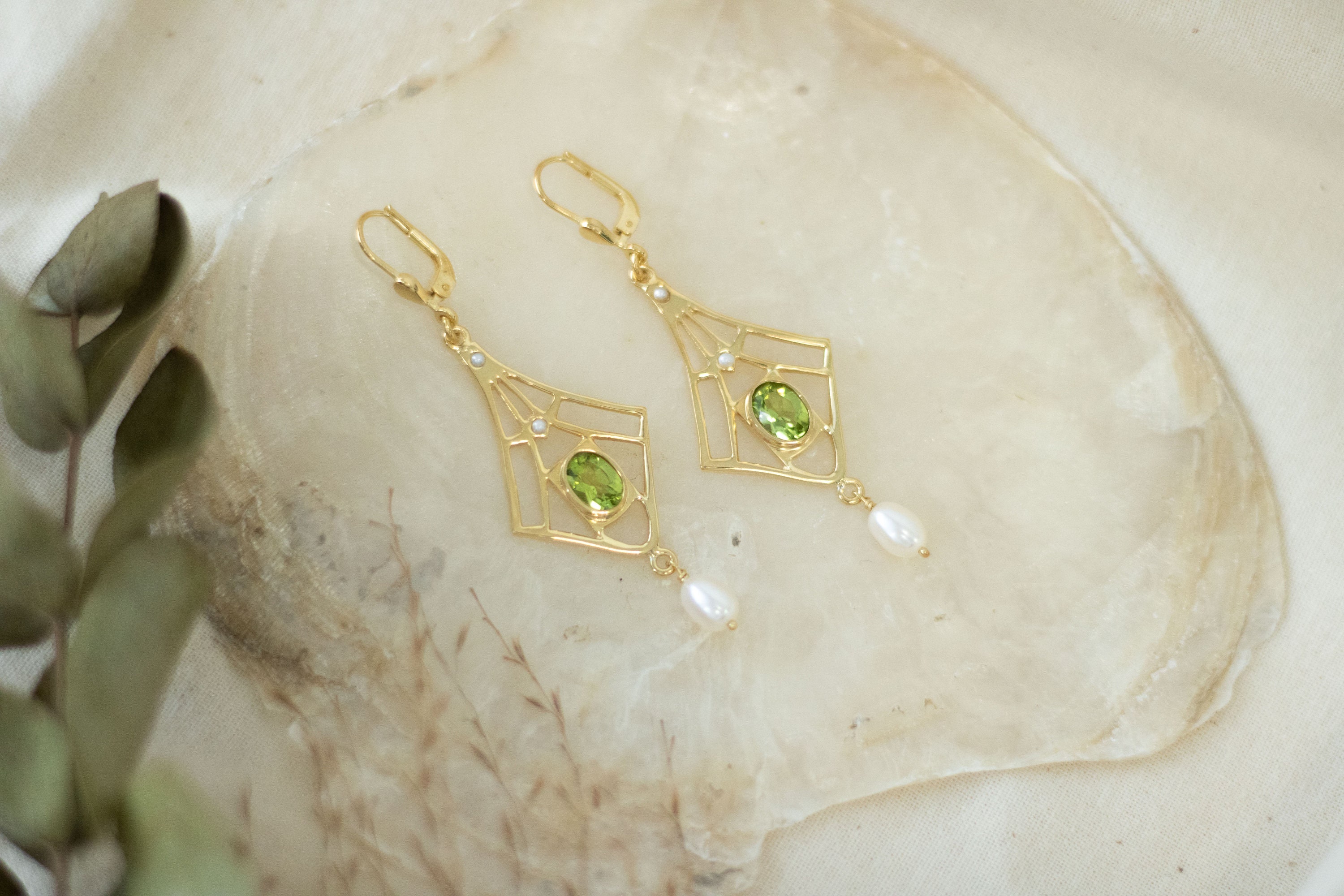 Boucles D'oreilles Anciennes En Argent Massif Avec Rubis, Péridot Et Perles - Style Puces, Fermoir à Clous - Occasion