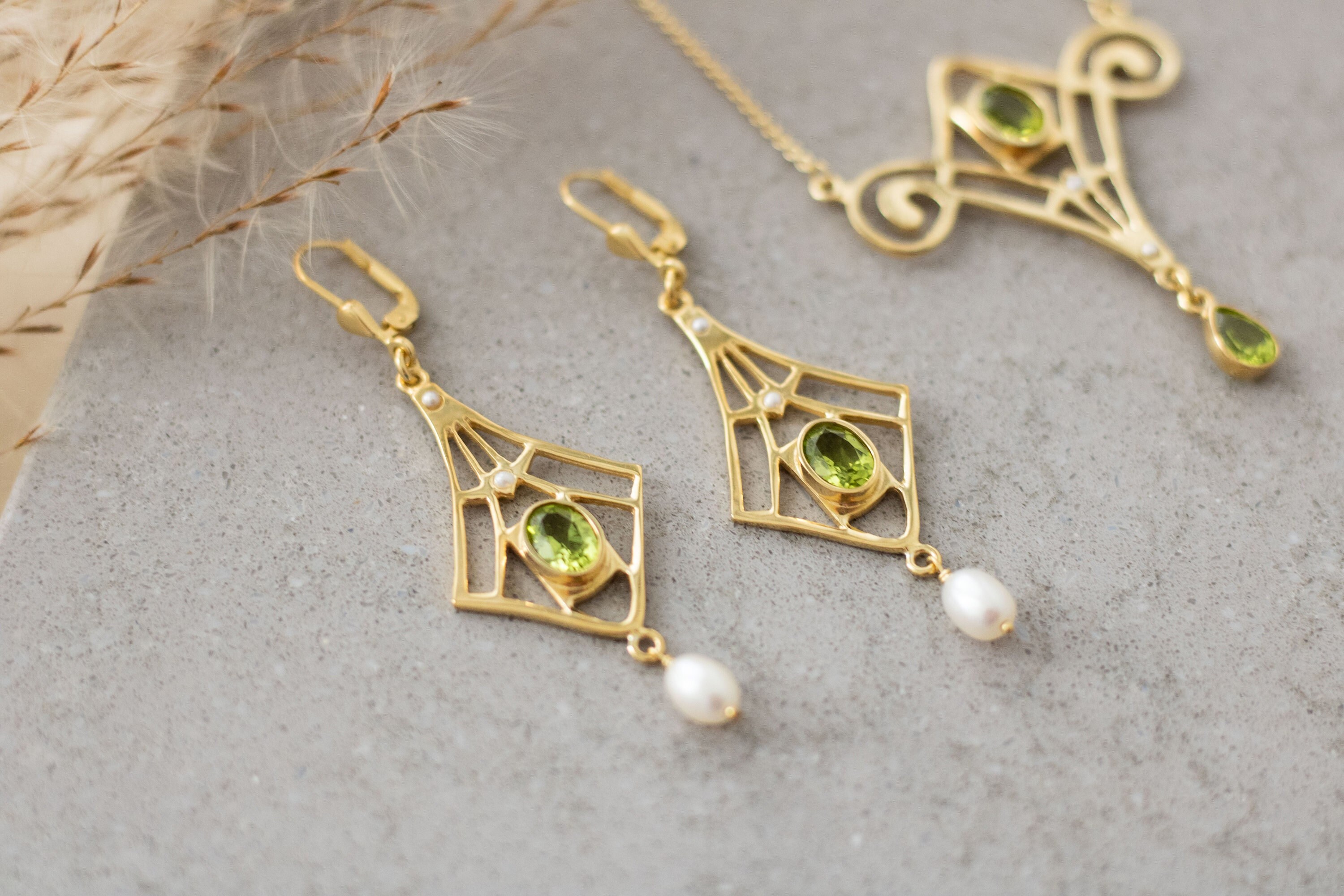 Boucles D'oreilles Anciennes - Perle, Rubis, Péridot, Or Vermeil Et Argent - Occasion