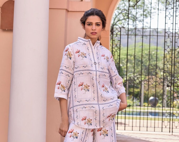 The Sanaaz Daisy Print Solid Linen Tunic