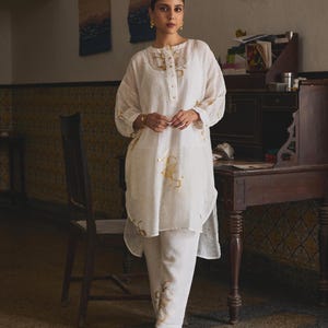 Conjunto Manmohini Co-ord (lino Kurti)