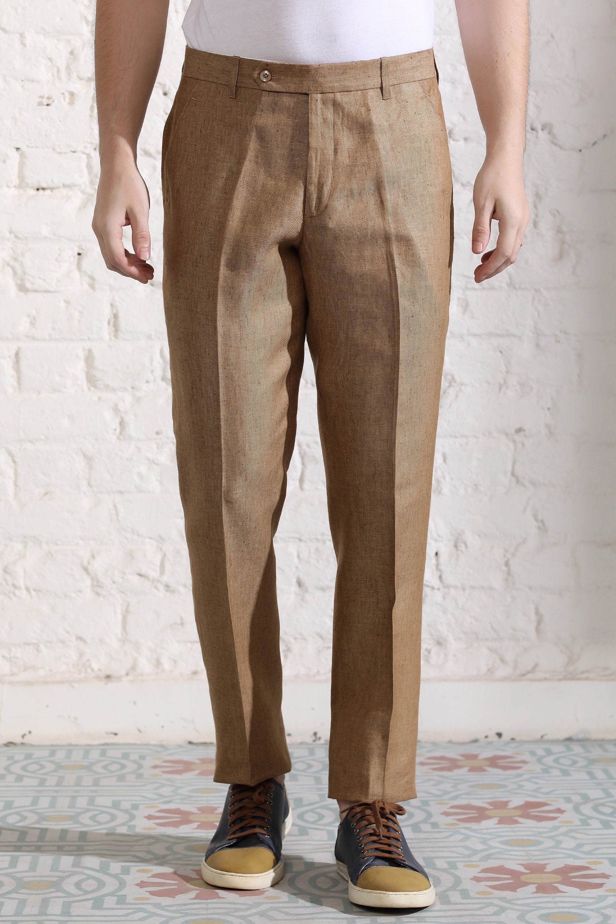 Z46-Linen trousers and shirt in an adlib style - Ordenar por