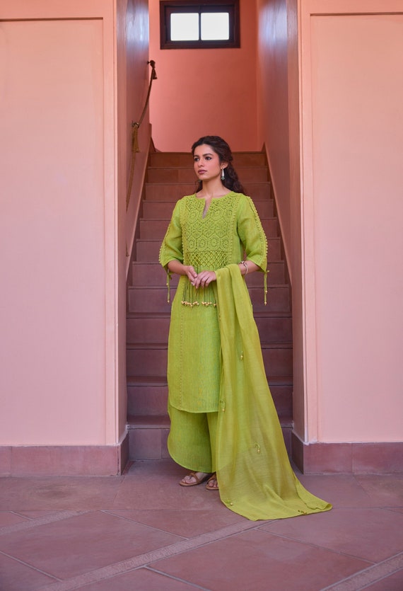 Pure linen kurtis sales
