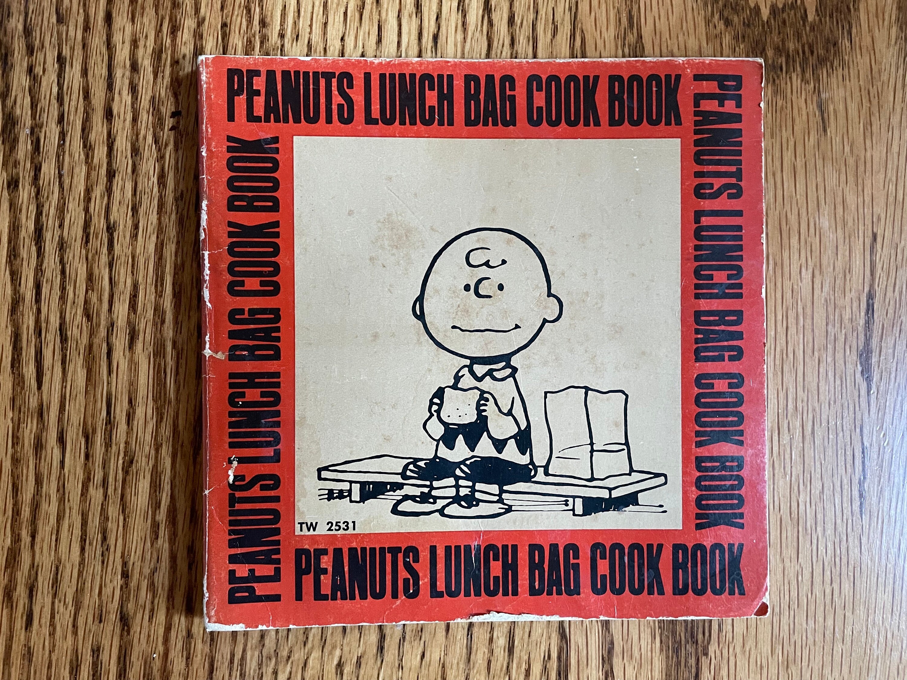 PEANUTS LUNCH BAG COOK BOOK 絵本 SNOOPY Peanuts Lunch Bag Cook Book: Schulz, Charles M ; Dutton