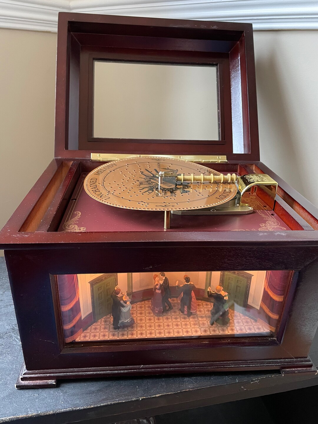 Mr Christmas Victorian Music Box Unchained Melody Animated Holiday