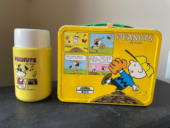 Collectible Peanuts Cartoon Metal Lunchbox and Th… - image 1
