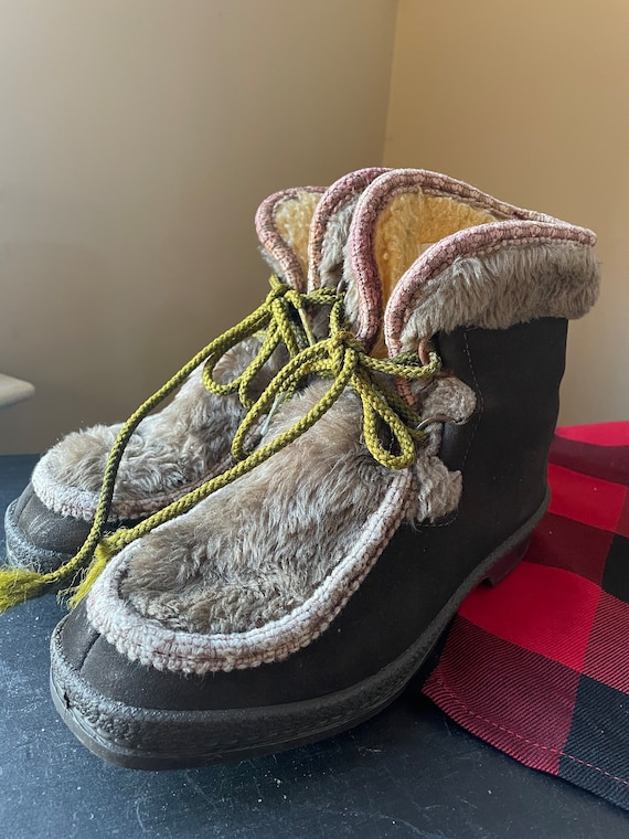 Vintage Snowland Faux Fur Snow Boots