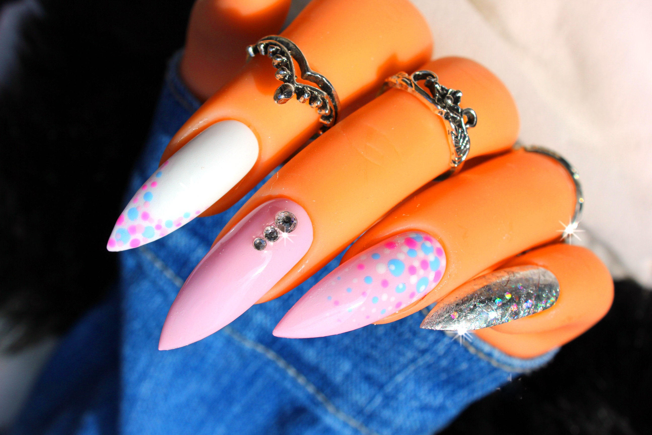 Stiletto Nails With Spiders, 15 Halloween Nail Art Ideas You Can Wear All  October - (Page 13)
