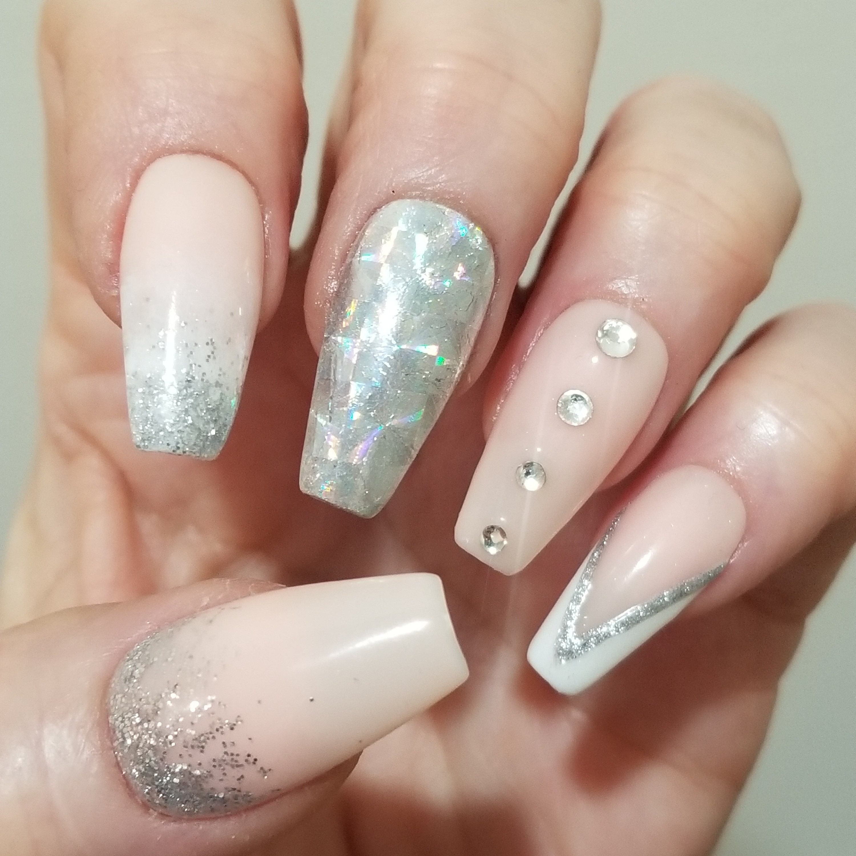 Shimmering Silver Nude Blush Medium Length Trending Nail - Etsy Denmark
