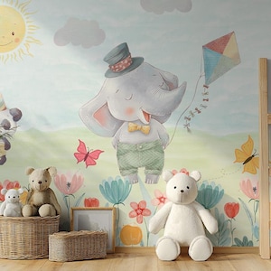 Papel tapiz para habitación infantil con animales caprichosos — B719