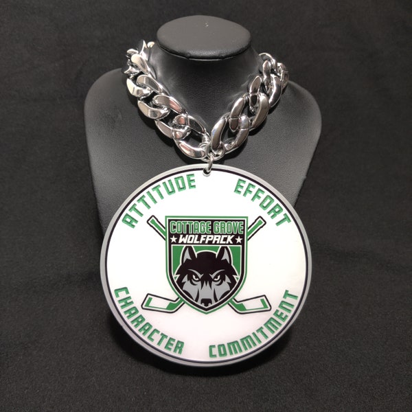 Customizable Trophy turnover chain, Add any logo, image or text! Medallion charm with chunky gold chain