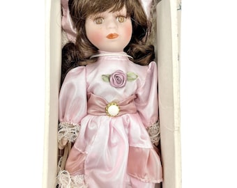 Boneca de memórias de lembrança vintage, porcelana fina genuína em caixa original