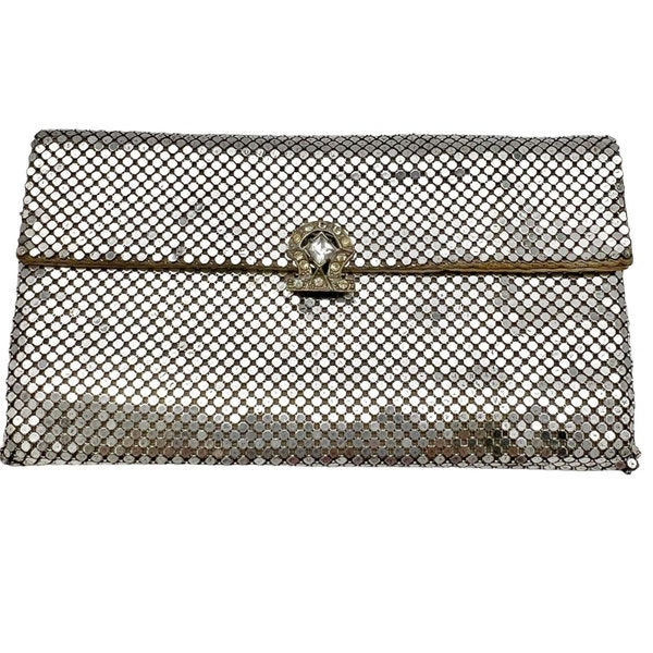 Vintage Whiting & Davis Co Purse Silver Mesh 6.5 x 3.5 Clutch Crystal Clasp