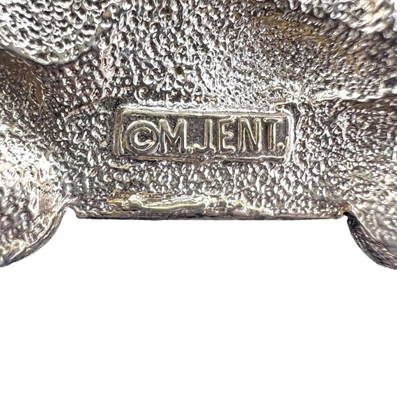 Vintage Brooch Pin 2.5 Inch Goldtone Art Deco Bui… - image 3