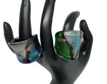 Handgemaakte ringen van dichroïsch glas, blauwe en groene tinten, maat 6,5