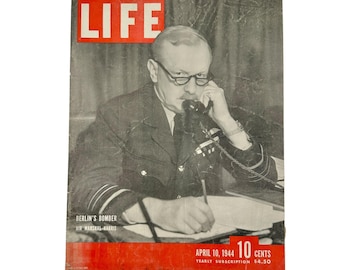 Revista Life, 10 de abril de 1944. El bombardero de Berlín. Número especial del Mariscal del Aire Harris.