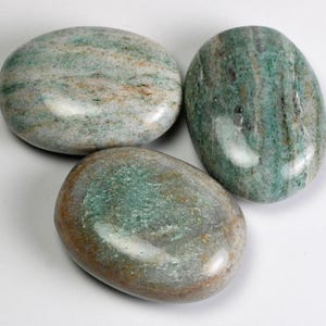 Green Mica Crystal Palm Stone, Green Mica palm stones