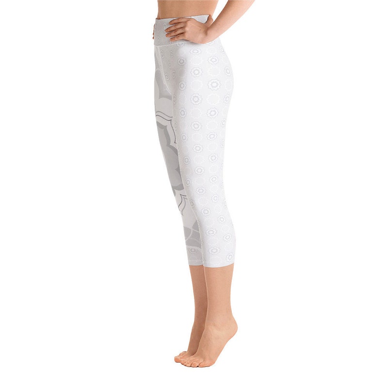 Kundalini Yoga Capri Leggings