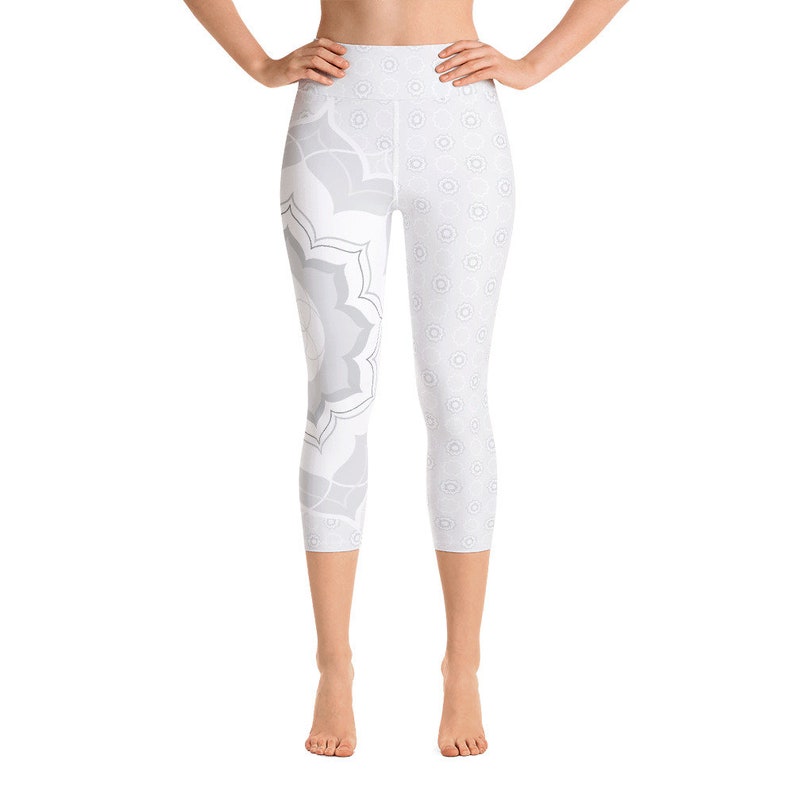 Kundalini Yoga Capri Leggings