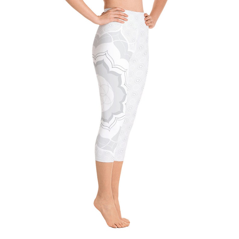 Kundalini Yoga Capri Leggings