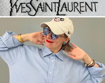 Vintage Yves Saint Laurent Hellblaues Baumwollhemd / Stillvoller Luxus Übergroßer YSL Button-Up / Pariser Designerstück