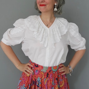 Vintage Puff Sleeved Ruffled Embroidered Cotton Folk Romantic Blouse