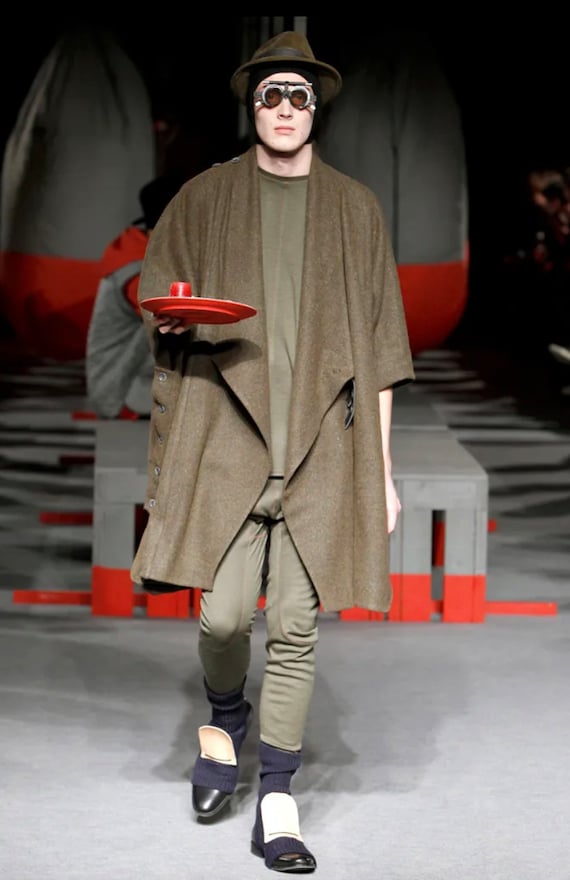 レア HENRIK VIBSKOV All-In-One