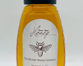 Ohio honey, pure, raw, 1 pound squeeze BPA free, recyclable bottle, inverted diaphragm lid that stops the flow of honey after squeezing.