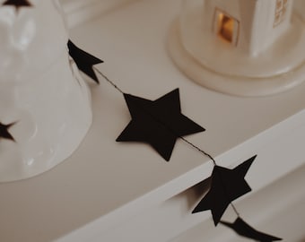 Paper stars garland