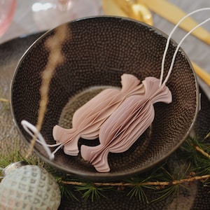 Bonbons de Noël décoratifs en papier/LOT de 2 pcs/, décoration de Noël, boule de papier, décoration en nid d'abeille, décoration scandi