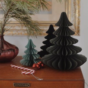 Paper Christmas tree / Honeycomb tree / Honeycomb paper decoration / Xmas decoration
