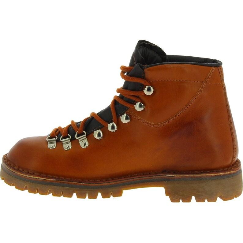 Women's mountain boot in vegetable-tanned leather in tan color L'artigiano Florence image 4