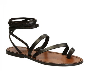 Handmade flat strappy sandals in brown calf leather | Gianluca - L'artigiano del cuoio