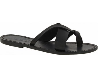 Women's thong sandals Handmade in Italy in black calf leather | Gianluca - L'artigiano del cuoio