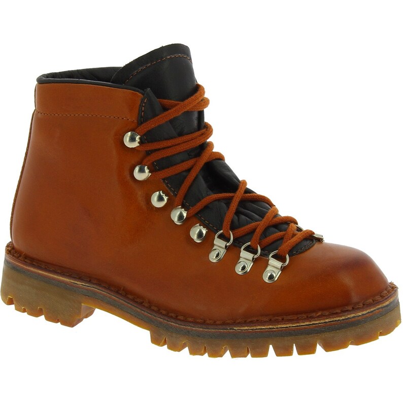 Women's mountain boot in vegetable-tanned leather in tan color L'artigiano Florence image 2