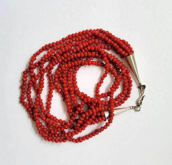 Vintage Mediterranean Coral and Silver Necklace - image 4