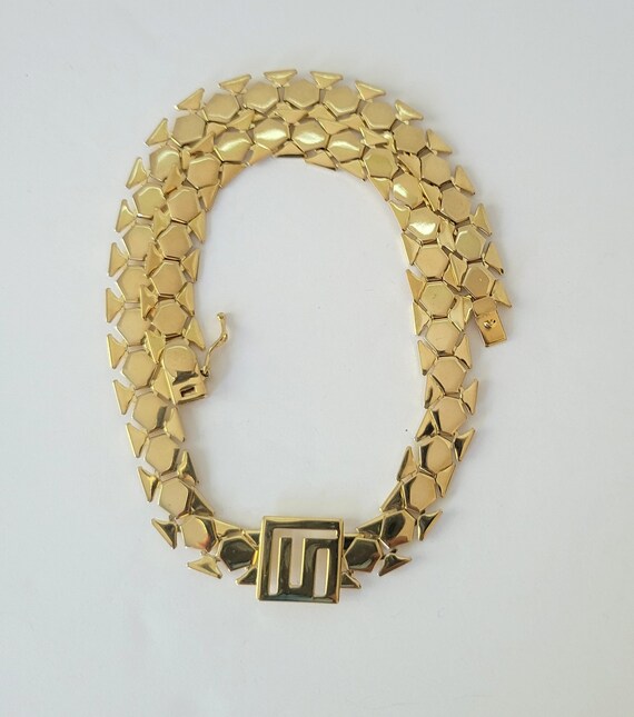 Classy 15" Gold Tone Necklace - image 3