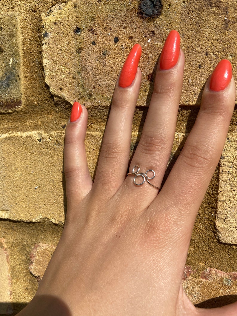 Triple circle ring
