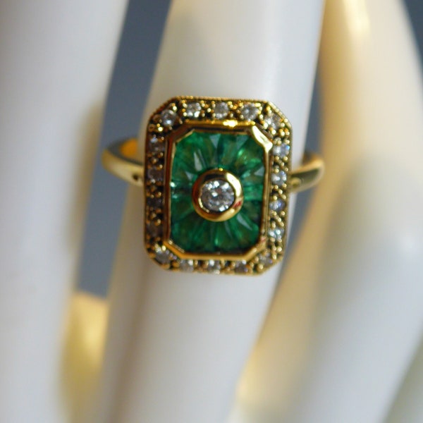 Fine 9ct Solid Gold Emerald & Real Diamond Set Art Deco Design Ring