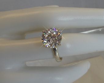 Bague Éternité CZ Or Plaqué 18K Deux Tons - Taille 9 - Neuf Avec Étiquettes - Marque La Foi