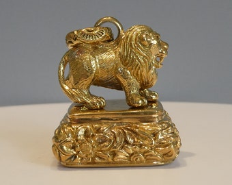 Fine Gold plated Pendant/Seal in Form of a Lion.