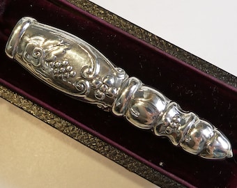 Fine Victorian Style Tussie Mussie posy Holder Brooch