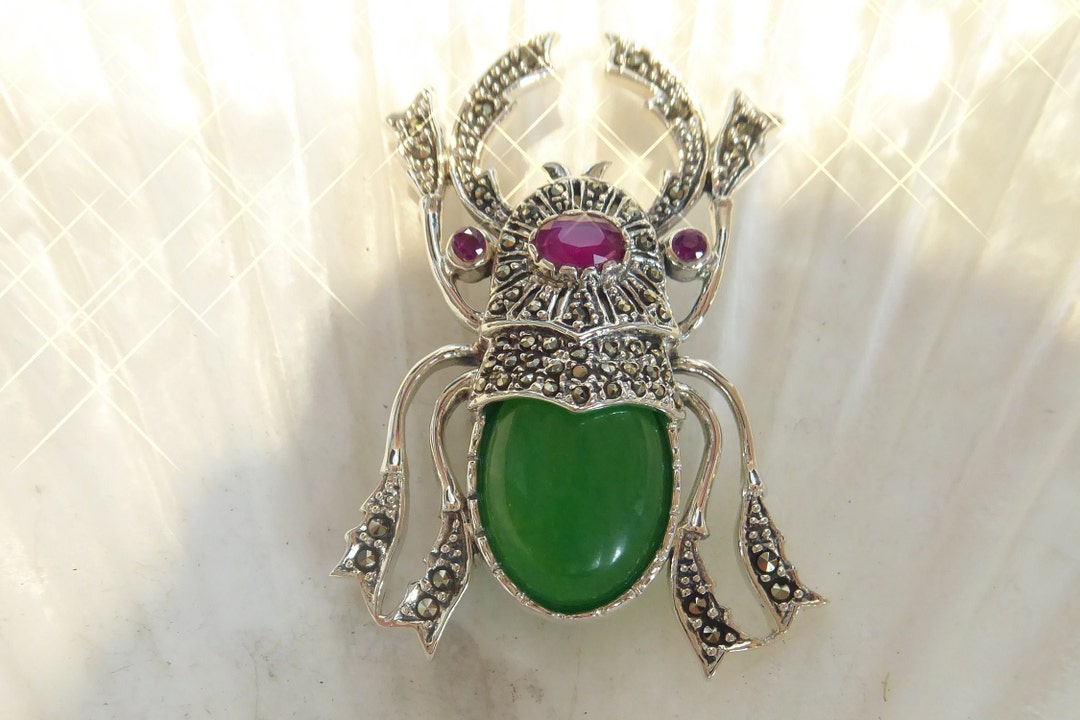 Broche Camée Scarabée égyptien - Style Gothique / Halloween - Résine Et Alliage - Fait Main - Neuf Avec étiquette