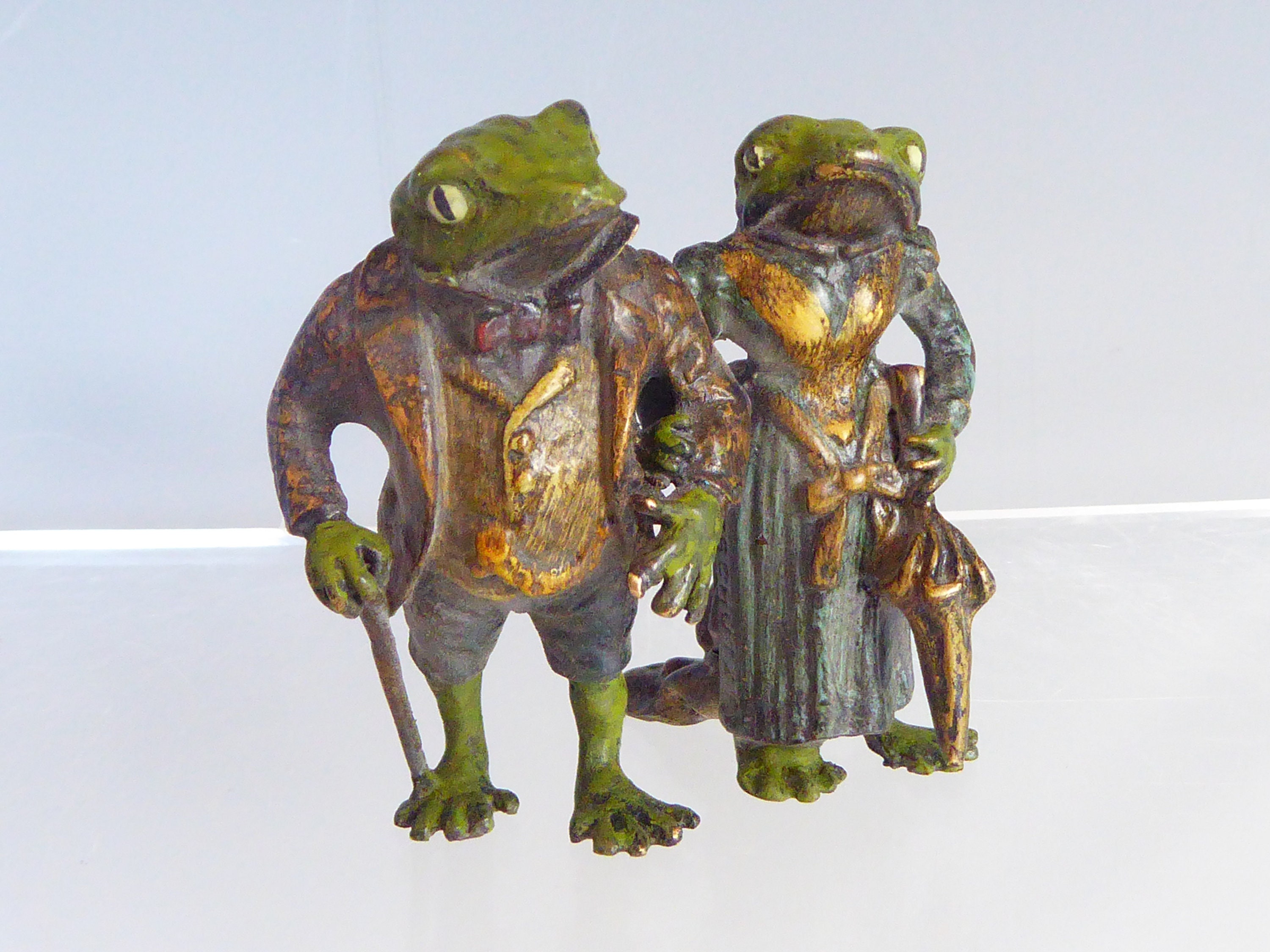 Cute Cold Painted Bronze Mr & Mrs Toad of Toad Hall - Etsy Canada