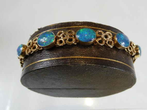 Fine Solid 9ct Gold Opal Bracelet - image 17
