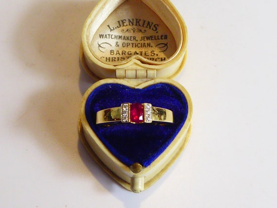 Fine 18ct Solid Gold Ruby & Diamond Ring - image 5