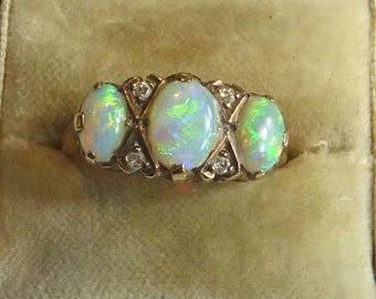 Fijne vintage 9 kt gouden ring met echt opaal en diamanten Victoriaans ontworpen ring