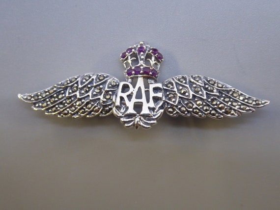 Raf wings brooch deals
